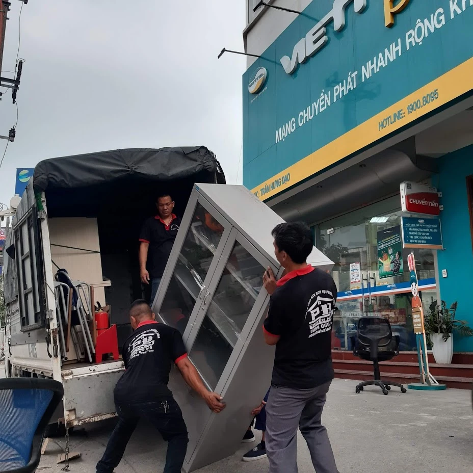 Vận chuyển đồ đạc văn phòng