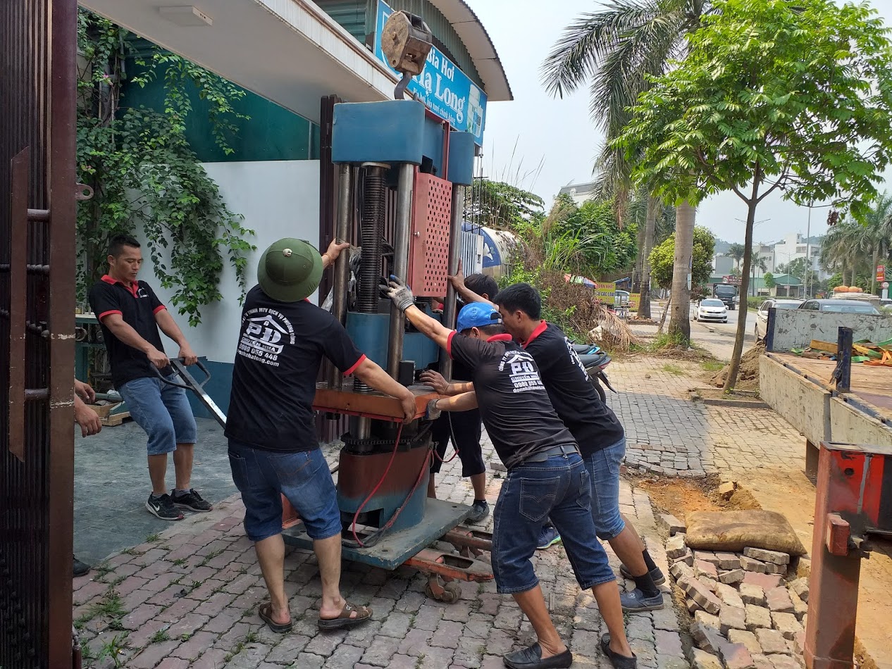 bốc vác vận chuyển đồ đạc Hạ Long