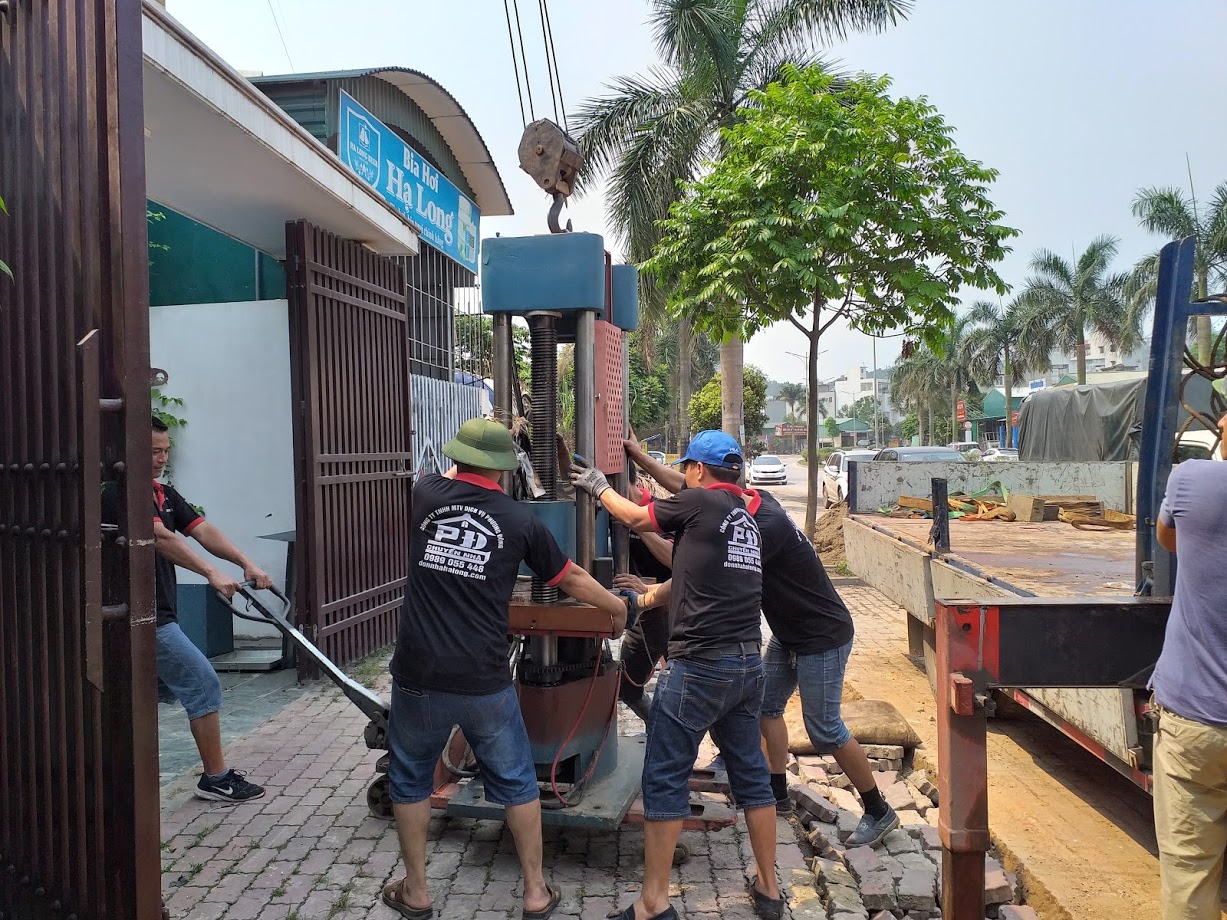 Xe nâng tay hỗ trợ chuyển nhà, chuyển văn phòng