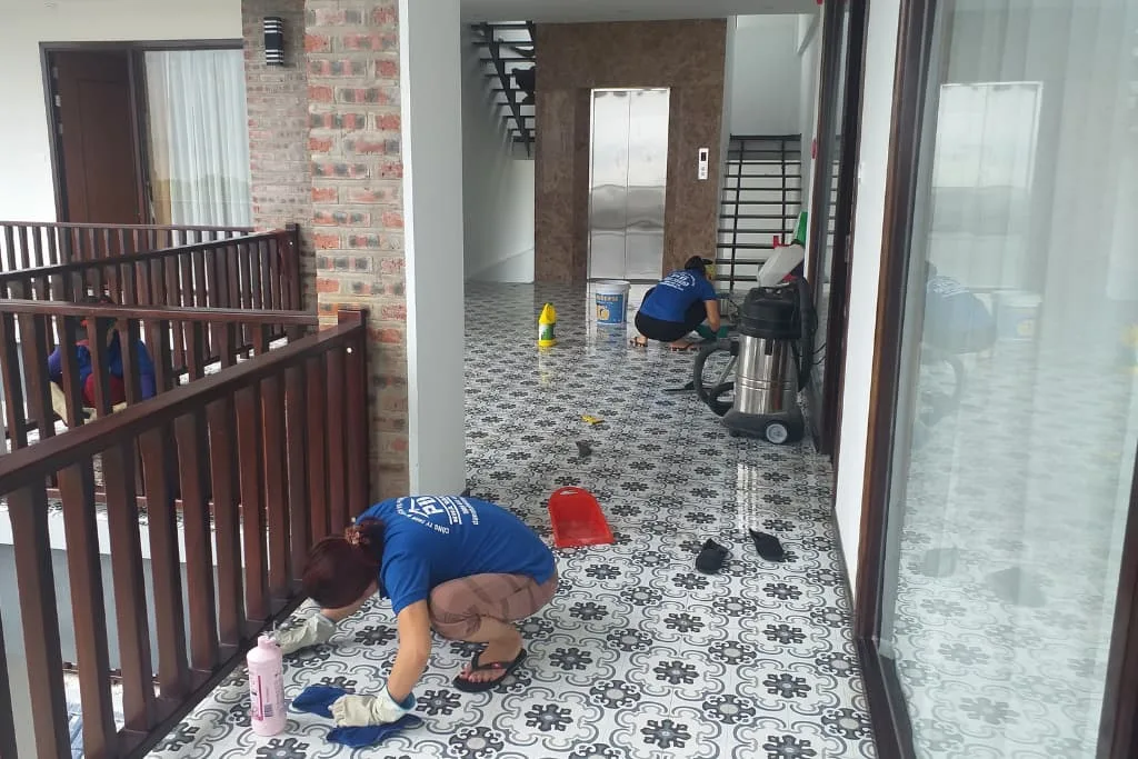 Vệ sinh công nghiệp nhà mới xây
