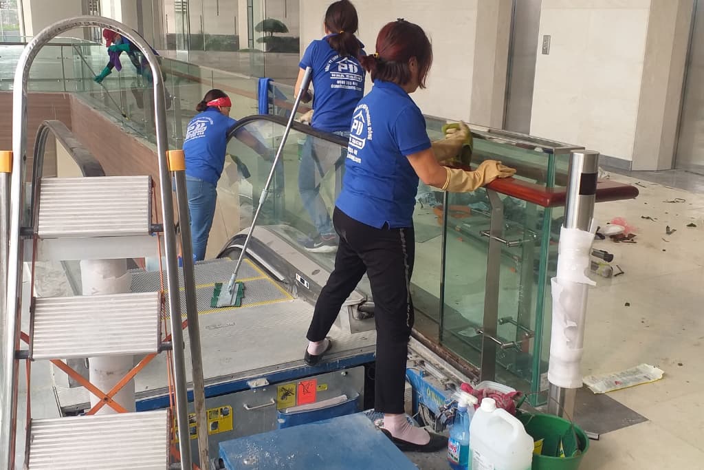 Vệ sinh công nghiệp sau xây dựng tại Hạ Long, Quảng Ninh